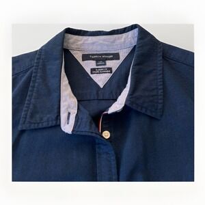 Tommy Hilfiger Women's Long Sleeve Button-Up Shirt Size L Navy Cotton Classic